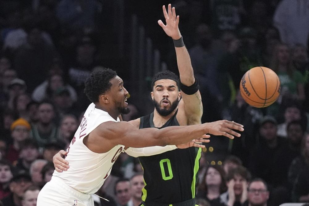 话中看似轻 话中看似轻