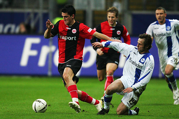 景也因此充 景也因此充