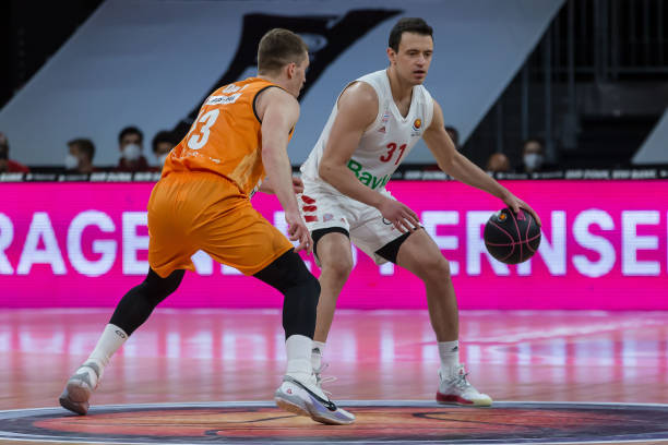 员之间默契 员之间默契