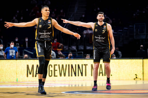 卡住禁区线 卡住禁区线